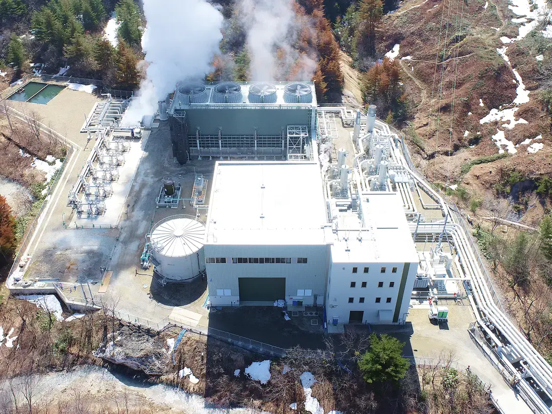 地熱発電の写真