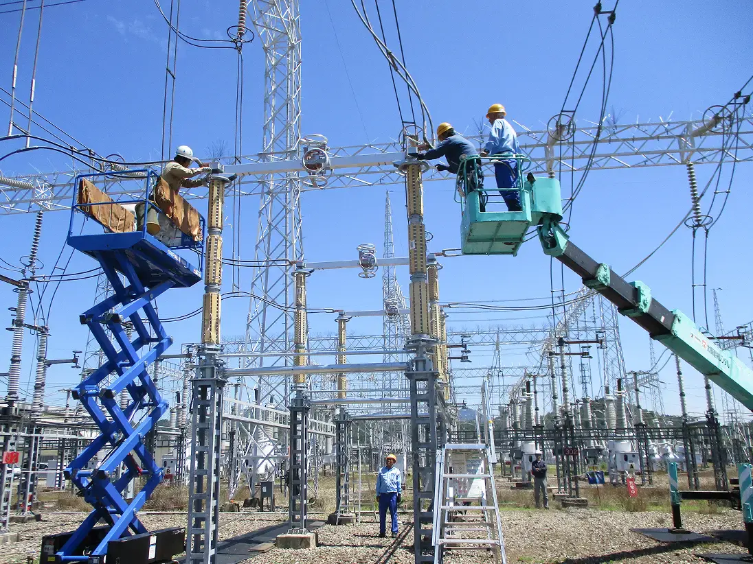 送電・変電設備の写真