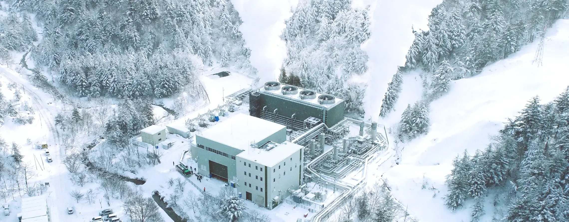 地熱発電施設の写真